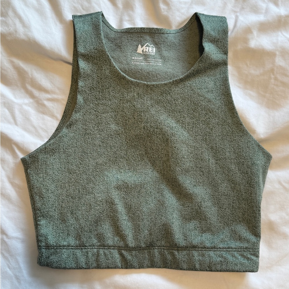 Rei crop top